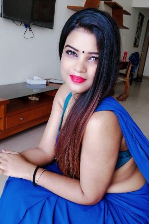 Himani - Mumbai Escort